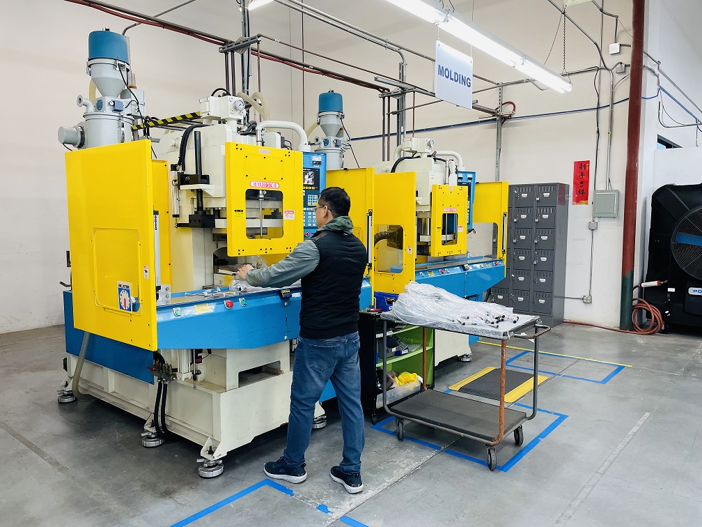 molding machine